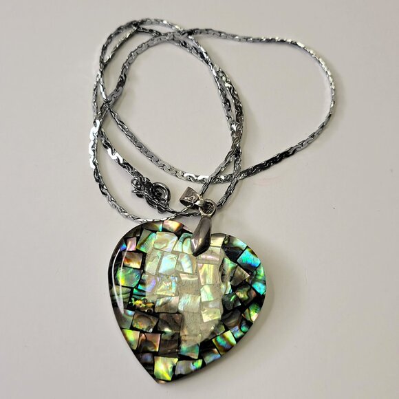 Mens Heart Shape Pendant Chain Genuine Abalone Pendant Necklace - Picture 1 of 10